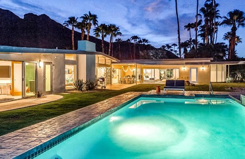 Vista Las Palmas House | Experience Ultimate Relaxation at Enjoy Life Hotel