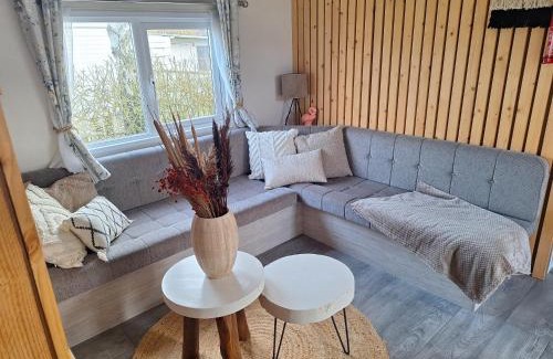 Lauwersoog Apartment | Relaxing Getaway at EnJoy Meer und See Ferienhaus