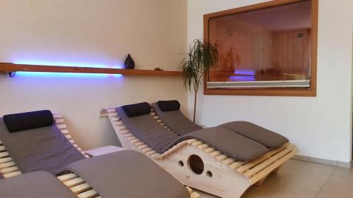 St. Valentin auf der Haide Apartment | Comfortable Apartments Monika with Hot Tub & Breakfast