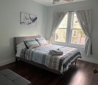 Jersey City Apartment | Explore Manhattan from Pet-Friendly Jersey City Hotel