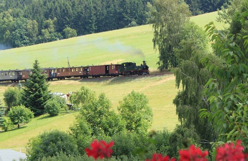 Jonsdorf Apartment | Enjoy peace, nature and a view - you can definitely do that with us.