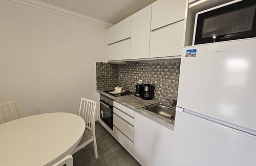 Sagres Apartment | ENJOY POOL, BEACH and more at this nice apartment 3 minutes from Mareta's Beach