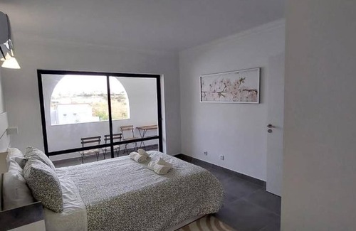 Sagres Apartment | ENJOY POOL, BEACH and more at this nice apartment 3 minutes from Mareta's Beach