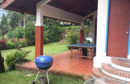 Cisarua Villa | Discover Tranquil Holidays in Mountainscapes & Tea Plantations