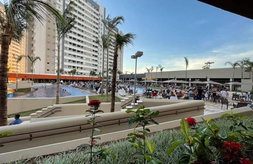 Olimpia Apartment | Unwind at Solar das Águas Olimpia with Oceanfront Views