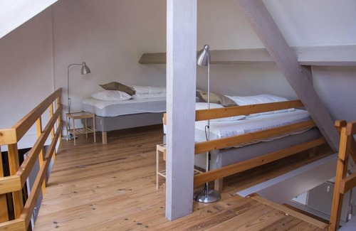 Anhee House | Family-Friendly Getaway at Enjoy Square near Maredsous