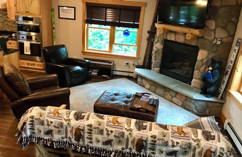 Carrabassett Valley House | Off-Season Bliss at Sugarloaf: Family-Friendly Retreat