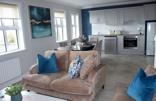 Doolin House | Experience Breathtaking Views at Aran View Lodge