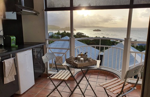 Tartane Apartment | Beachfront Oasis with Pool and Ocean View for Families