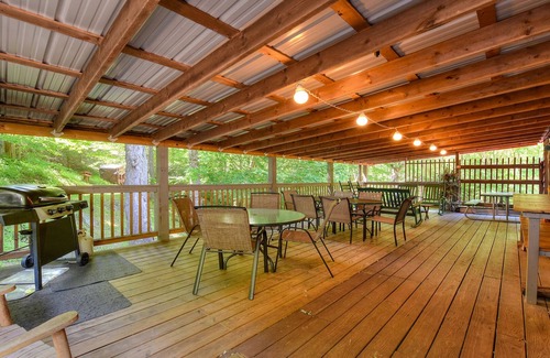 Maggie Valley Cabin | Relaxing Creekside Retreat with Spa and Family Cabins