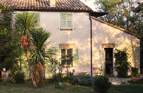 Fratte Rosa House | Experience a Welcoming Family Retreat with Ocean Views
