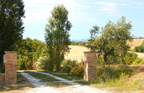 Fratte Rosa House | Experience a Welcoming Family Retreat with Ocean Views
