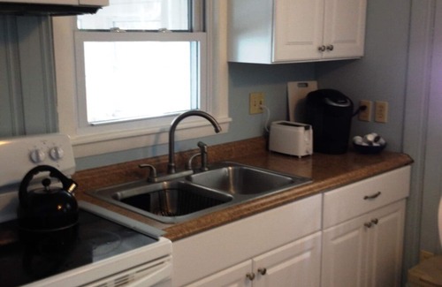 Holland House | Experience Lakefront Fun Near Local Attractions - Rated 9.8!