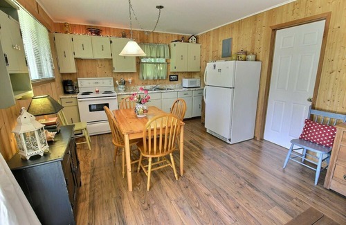Cavendish Cottage | Discover a Cozy Cottage in Cavendish Near Top Attractions