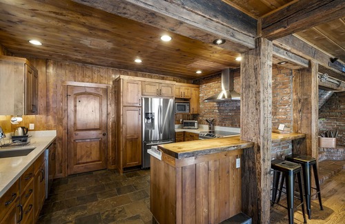 Olympic Valley House | Rivendell at Palisades Tahoe: Family Retreat with Spa & Dining