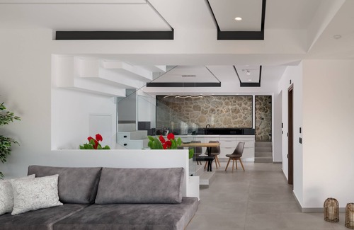 Kournas Villa | Experience Tradition and Tranquility in Kournas Village