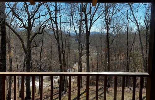 Dandridge House | Experience Douglas Lake: Family-Friendly Getaway Near Smokies