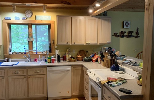 Rome Cottage | Discover Serenity at Long Pond with Family-Friendly Amenities