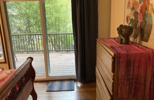 South Hills House | Discover Nature, Trails, and Town: Guest Rated 9.8/10