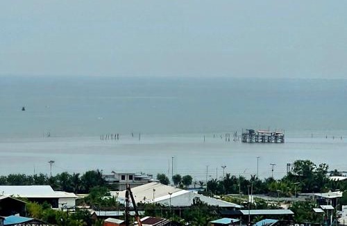 Sekinchan Apartment | Enjoy the Unblocked Seaview 超大海景房 5mins to Paddy Fields and Pantai Redang