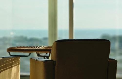 Sekinchan Apartment | Enjoy the Unblocked Seaview 超大海景房 5mins to Paddy Fields and Pantai Redang