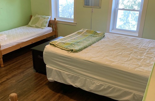 Mitiwanga Other | Lakefront Retreat: Relax with Pool & Breakfast in Private Park
