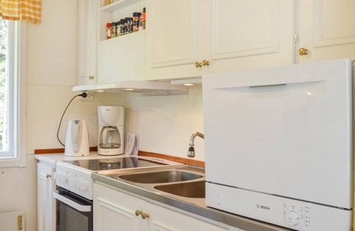 Haninge Municipality House | Experience Cozy Accommodation with Ocean Views on Norrö