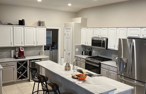 Tarpon Springs House | Discover a 4-Bedroom Home with Pool and Ocean View