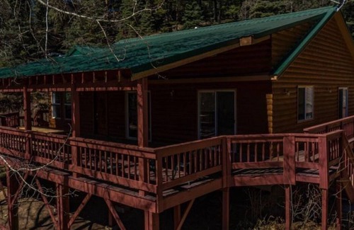 Rye House | Enjoy this Mountain Home near lake and wildlife of plenty