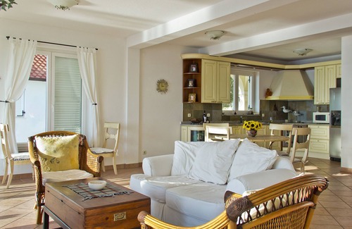 Pisak Villa | Experience a Villa with Ocean Views on the Adriatic Sea