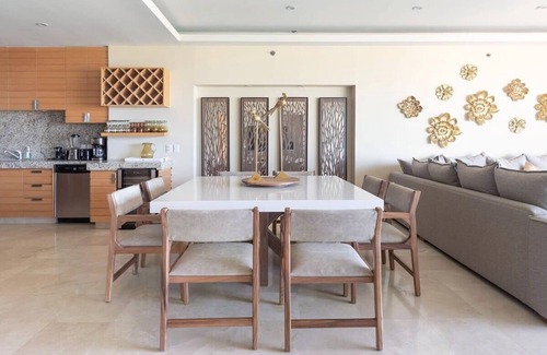 Ajijic Condo | Unwind in a Premium 2 Bedroom Condo with Spa and Pool