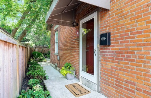 Columbus Apartment | Cozy Newly Renovated Condo in Vibrant German Village