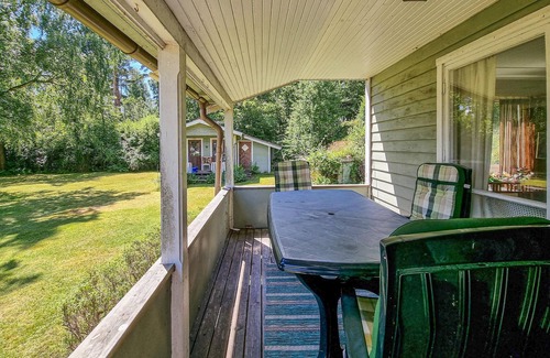 Svanesund House | Escape to Nature: Relax by the Lake with Ocean Views