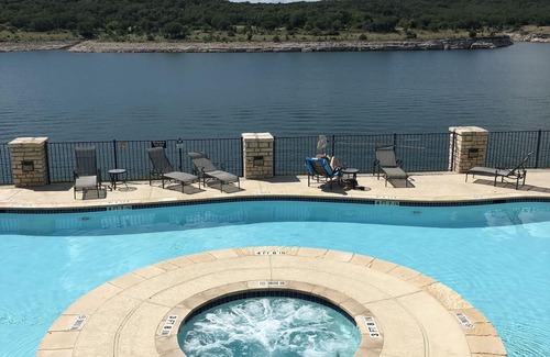 Lago Vista Condo | Relaxing Lakeside Escape with Scenic Views and Spa Amenities