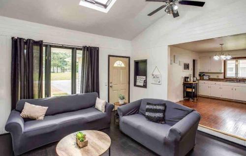 Rochester House | Enjoyable Home by Airport and Downtown