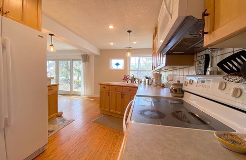Norfolk House | Relax by the Water: Cottage on the Creek with Ocean View