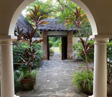 Kilifi Villa | Enkare Bofa