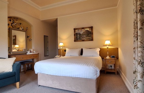 Newcastle Hotel | Enchanting Enniskeen Country House Hotel: Rated 9.2/10