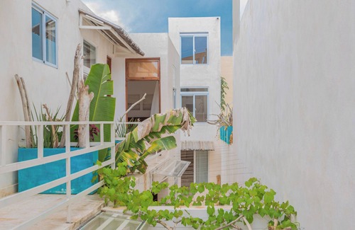 Zona Colonial Apartment | Cozy Enriquillo 2-Bdrm Apt with Pool and Kitchen Access