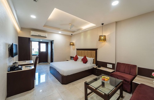 Harda Hotel | Discover Enrise by Sayaji Harda: Family-Friendly Retreat