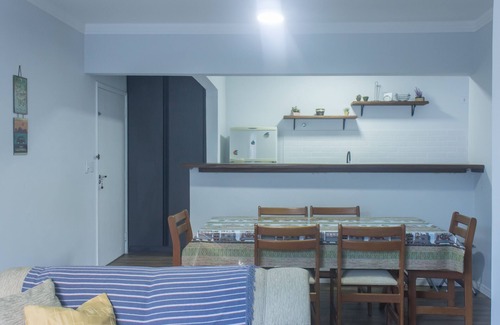 Jardim Vitoria Apartment | Enseada Guarujá - Refurbished Apartment Near the Beach