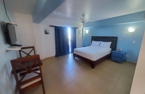 Villa Isabela Hotel | Discover Ensenada Resort: Family-Friendly with Pool & Spa