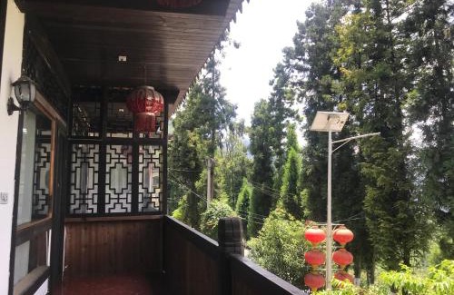 Enshi House | Guest Rated 10/10: Enshi Grand Canyon Chunlun Farmstay