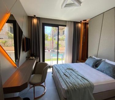 Hacımemis Hotel | Pet-Friendly Enso Alaçatı with Oceanfront Pool & Dining