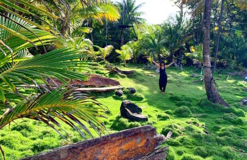 Little Corn Island House | Discover ENSUEÑOS Miskita House with Oceanfront Amenities