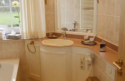 Steinhagen Bed & Breakfast | Discover Ententurm: Family-Friendly Hotel & Event Space