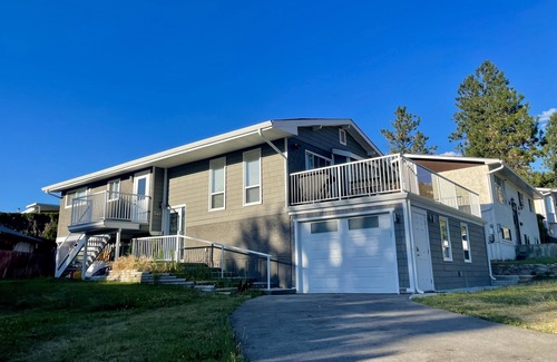 Okanagan-Similkameen House | Relaxing Retreat with Fire Pit, BBQ & Pet-Friendly Vibes