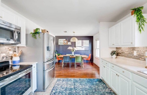 Dripping Springs House | Exceptional 5b Suite with Pool, Hot Tub & Wine Trail Access
