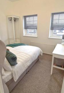 Riverside Apartment | Convenient 2 Bed Apartment in Cardiff City Centre