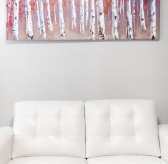 Waterloo Apartment | Cozy 2 Bedroom Apartment in Uptown Waterloo for Families
